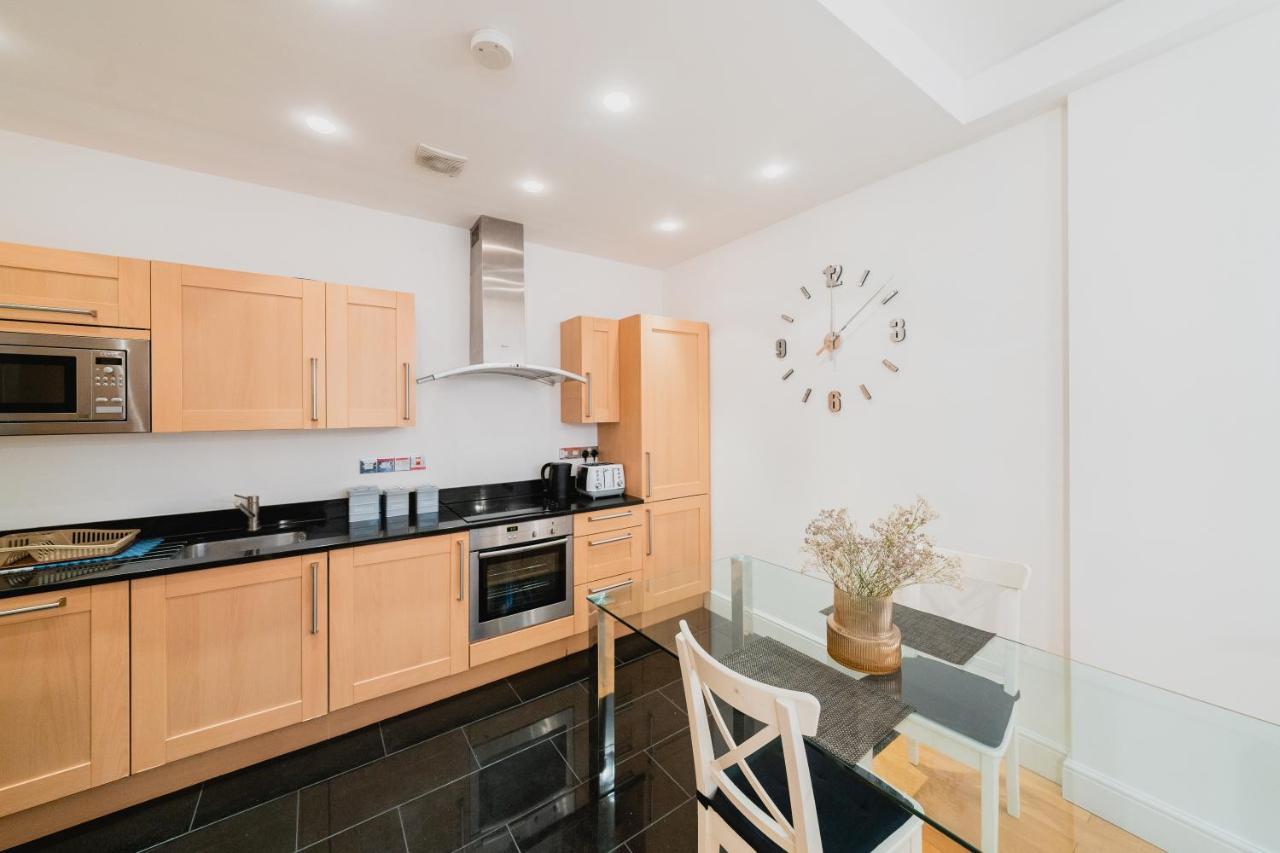 Covent Garden 2-Bedroom Apartment London Kültér fotó